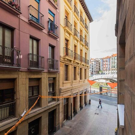 Апартаменты Bilbao Chic Barrena Old Town Экстерьер фото