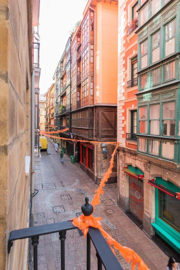 Апартаменты Bilbao Chic Barrena Old Town Экстерьер фото